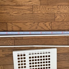 【良品】棚収納追加する突っ張り棒と棚セットの画像
