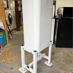 札幌市内配送可 美品 サンダイヤ 90型 屋内用小出し灯油タンク KS2-90NS 容積91L 容量82L ストレーナバルブ無 の画像