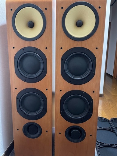 スピーカー B&W 703