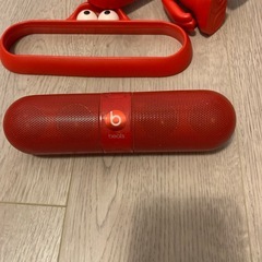 beats pill ビーツ ポータブルワイヤレススピーカー ジャンク品　ビーツ Bluetoothスピーカー レッドの画像