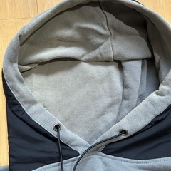 OUTDOOR フード付きパーカー Mサイズ グレー/ブラックの画像