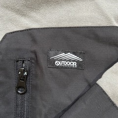 OUTDOOR フード付きパーカー Mサイズ グレー/ブラックの画像