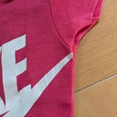 ロンパース　ナイキ　6〜12Mの画像