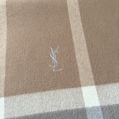【新品未使用品】YSL/イヴサンローラン 大判マフラー カサンドラ チェック（ベージュ）の画像