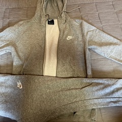 NIKE スウェット上下
の画像