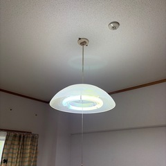 照明器具　
３つの画像