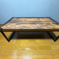 ニトリ机、トイザらス子供机椅子セット、アンパンマンそるぁーソファーの画像