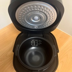 SHARP ジャー炊飯器の画像