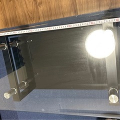 ガラステーブルの画像