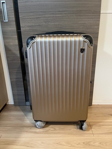 【新品未使用】スーツケース　Lサイズ　カバー付き　シャンパンゴールド　　旅行　