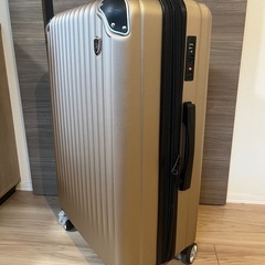 【新品未使用】スーツケース　Lサイズ　カバー付き　シャンパンゴールド　　旅行　の画像