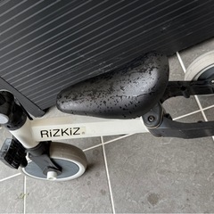RiZKiZ 3in1 折りたたみ三輪車 二輪車 3WAY 1歳から5歳まで 足蹴り ハンドル サドル 調整可能 空気入れ不要の画像