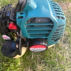 マキタ草刈機,刈払機 （MEM262．ジャンク品）　の画像