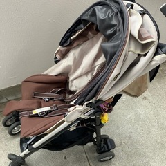 ApricaのベビーカーA型/ハイシート　スティック おまけ付きの画像