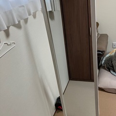 全身鏡の画像