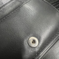 バレンシアガ三つ折り財布
の画像