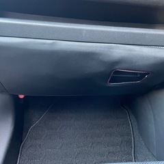トヨタRAV4 グローブボックスカバー合皮レザーの画像