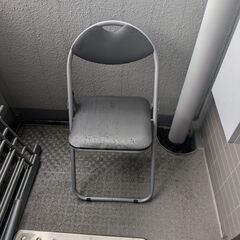 Folding Chairの画像