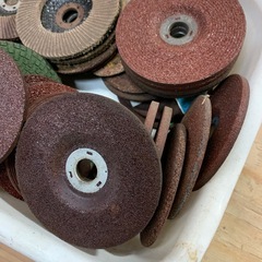 ディスクサンダー刃　砥石　200円の画像
