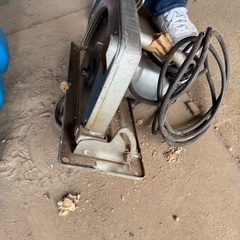 電動のこぎりの画像