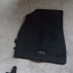 現行ノア＆ヴォクシーHV　ZWR90W　純正品フロアマット（デラックスタイプ）新品　未使用　の画像