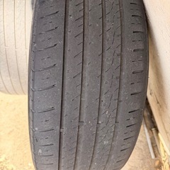 車のパーツ タイヤ、ホイールの画像