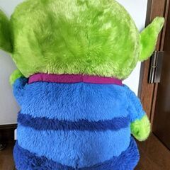 グリーンメン　ぬいぐるみの画像