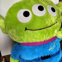 グリーンメン　ぬいぐるみの画像