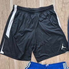 ４点セット　ジャージ　トレーニング着　　パンツ　ランニングの画像