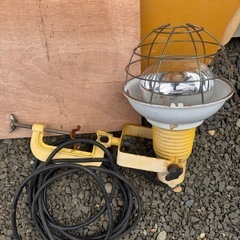 投光器セットの画像