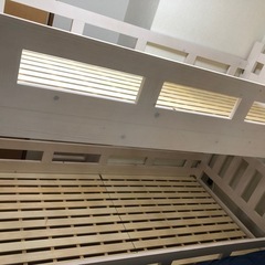 二段ベットの画像