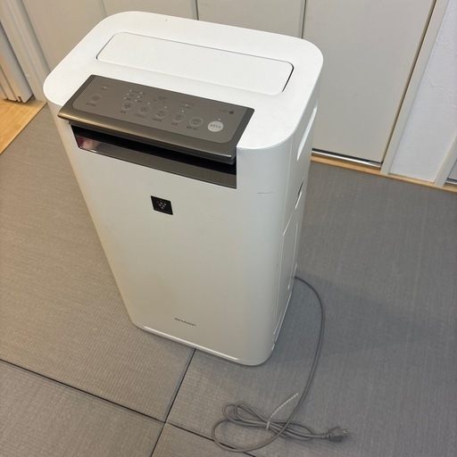 シャープ加湿空気清浄機(KI-JS70-W)