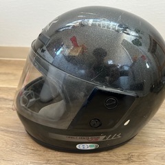 ヘルメットの画像
