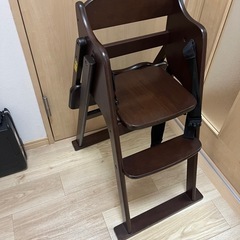 子供　お食事チェア　の画像