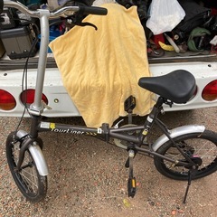 折りたたみ自転車の画像