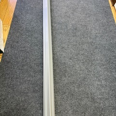 13-32インチテレビやモニター用壁掛け伸縮ポールキット（2m〜2m20cm）の画像