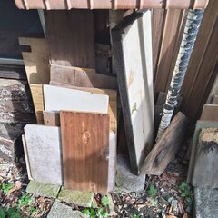 逗子 無料あげます 木材 角材 焚火 暖炉 ストーブ キャンプファイアー たきぎ 枝  WOOD 木工 家具 木片 自然木 抜根 倒木 丸 テーブル 作る 組み立て まき 伐採 固形 木質燃料 ボイラー BBQ バーベキュー 切り株 キャンプファイヤー 燃焼 荒材 桜 版画 薪 燃やす 日曜大工 工作 板材 板料 端材 DIY 棚材 角材 建築 ガーデン 木せん ブロック 建材 箱ソロキャンプ 材 構造材 内装材 建具 燃料 木炭 燃料 木箱 差し上げます 大木 彫刻 オブジェ 木像 木っ端 ウッドの画像