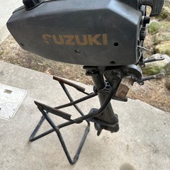 スズキ 二馬力船外機
の画像