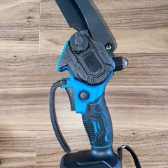 のこぎり チェーンソー コードレス 小型の画像