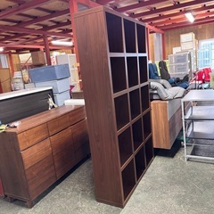 A1731🌟配送可能‼️ フナモコ 大型ブックシェルフ JBC-110T 本棚 ブラウン こげ茶色 家具の画像