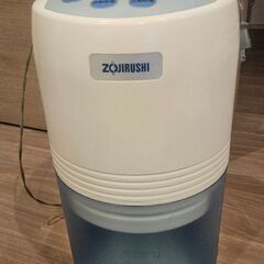 除湿器。美品。たっぷり取れますの画像