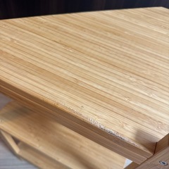 ベッドサイドテーブルの画像