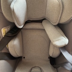 Aprica チャイルドシートの画像