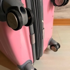 キャリーケースの画像