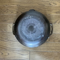 鉄鍋の画像