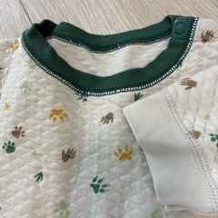 ユニクロ　90cm パジャマ　キルトの画像