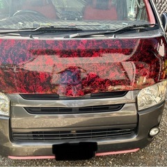 ハイエースボンネット塗装
の画像