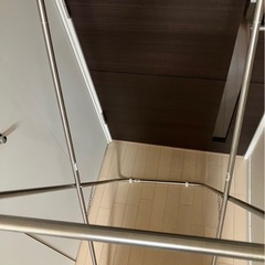 室内物干しスタンド　折りたたみ式の画像