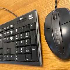 ロジクールのキーボード⌨️＆エレコムマウスの画像