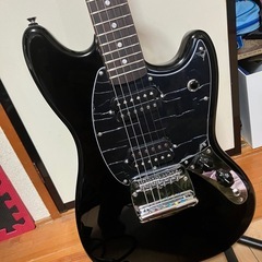 FENDER Chilli Beans. Moto Mustangの画像